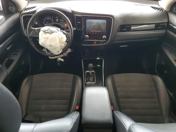 JA4AD3A33LZ006078 2020 MITSUBISHI OUTLANDER - Image 8