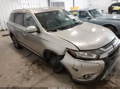 JA4AD3A33LZ020773 2020 MITSUBISHI OUTLANDER