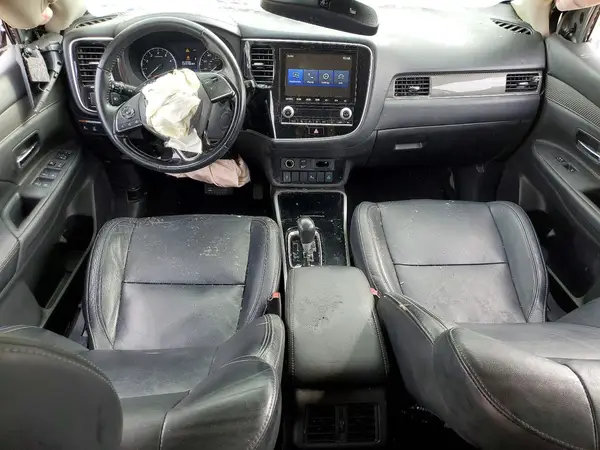 JA4AD3A33LZ021762 2020 MITSUBISHI OUTLANDER - Image 8