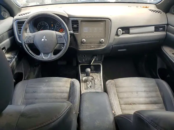 JA4AD3A33LZ028825 2020 MITSUBISHI OUTLANDER - Image 8