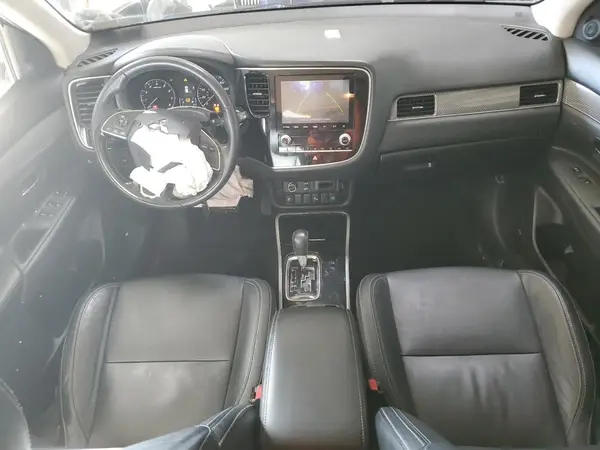 JA4AD3A33LZ032471 2020 MITSUBISHI OUTLANDER - Image 8