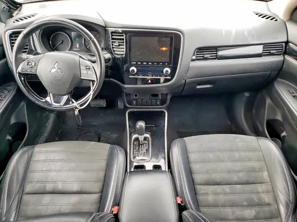 JA4AD3A33LZ043714 2020 MITSUBISHI OUTLANDER - Image 8