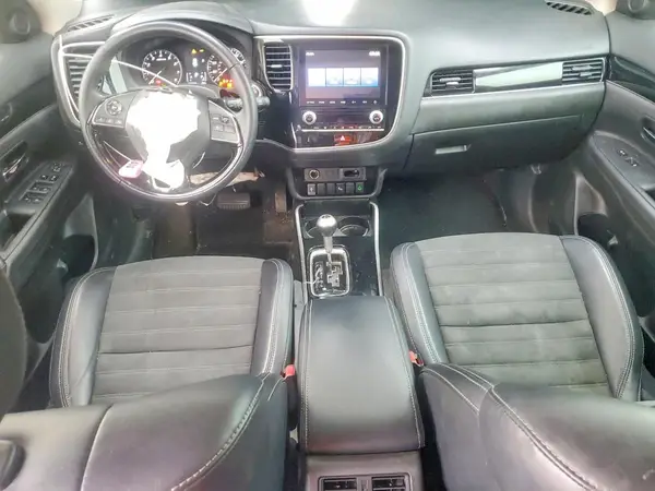 JA4AD3A33LZ046337 2020 MITSUBISHI OUTLANDER - Image 8