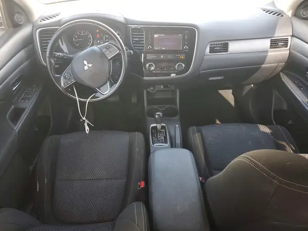 JA4AD3A34GZ003566 2016 MITSUBISHI OUTLANDER - Image 8