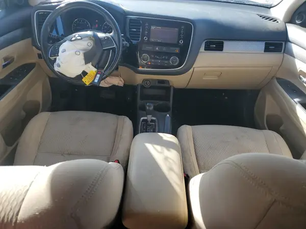 JA4AD3A34GZ004488 2016 MITSUBISHI OUTLANDER - Image 8