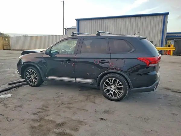 JA4AD3A34GZ005656 2016 MITSUBISHI OUTLANDER - Image 2