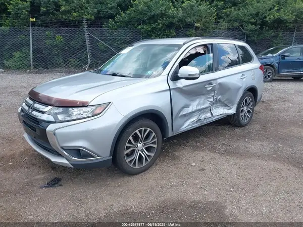 JA4AD3A34GZ005690 2016 MITSUBISHI OUTLANDER - Image 2