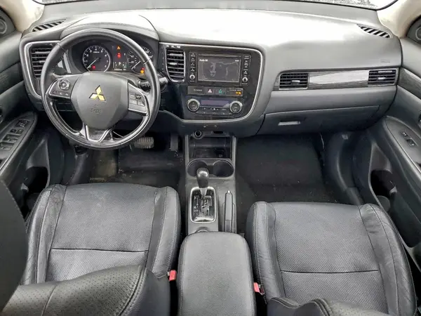 JA4AD3A34GZ009125 2016 MITSUBISHI OUTLANDER - Image 8
