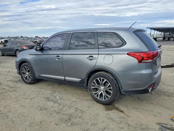 JA4AD3A34GZ020366 2016 MITSUBISHI OUTLANDER - Image 2