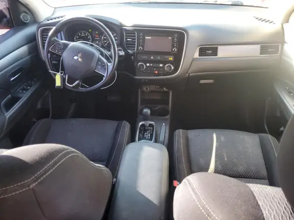 JA4AD3A34GZ034493 2016 MITSUBISHI OUTLANDER - Image 8