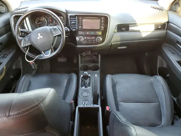 JA4AD3A34GZ038396 2016 MITSUBISHI OUTLANDER - Image 8