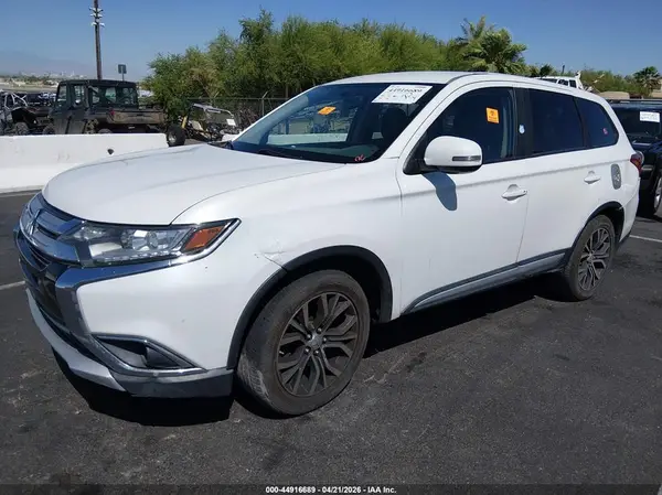 JA4AD3A34GZ040021 2016 MITSUBISHI OUTLANDER - Image 2