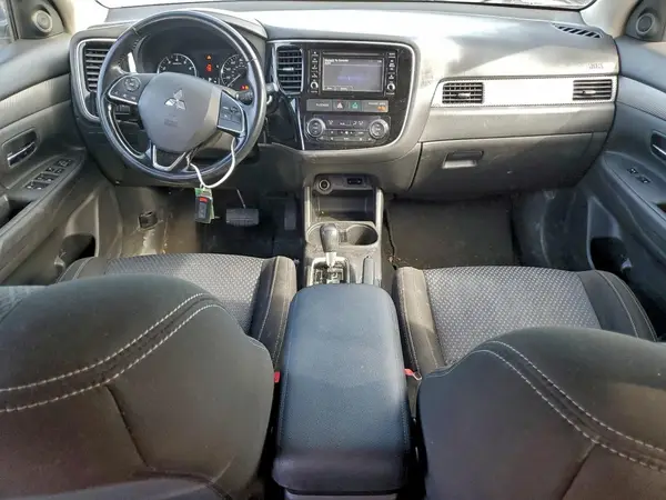 JA4AD3A34GZ040326 2016 MITSUBISHI OUTLANDER - Image 8