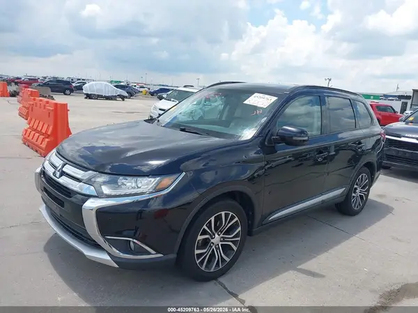 JA4AD3A34GZ045851 2016 MITSUBISHI OUTLANDER - Image 2