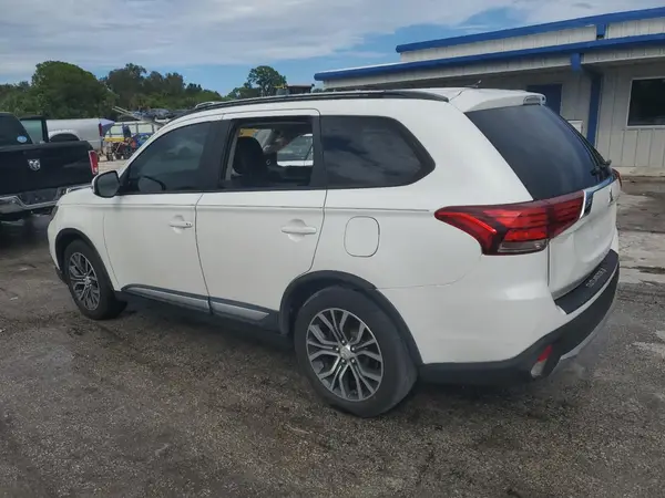 JA4AD3A34GZ054565 2016 MITSUBISHI OUTLANDER - Image 2