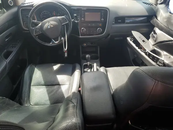 JA4AD3A34GZ054565 2016 MITSUBISHI OUTLANDER - Image 8
