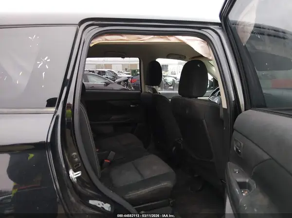 JA4AD3A34HZ026928 2017 MITSUBISHI OUTLANDER - Image 8