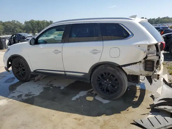 JA4AD3A34HZ035371 2017 MITSUBISHI OUTLANDER - Image 2