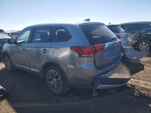 JA4AD3A34HZ048394 2017 MITSUBISHI OUTLANDER - Image 2