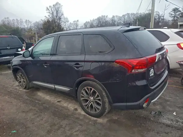 JA4AD3A34HZ054339 2017 MITSUBISHI OUTLANDER - Image 2
