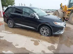 JA4AD3A34HZ055863 2017 MITSUBISHI OUTLANDER