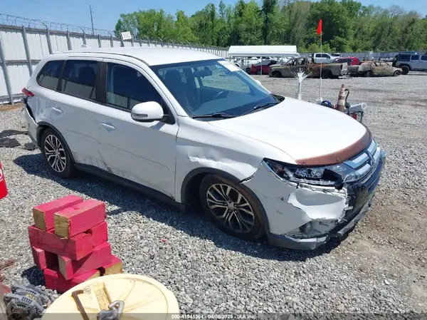 JA4AD3A34HZ067317 2017 MITSUBISHI OUTLANDER - Image 1