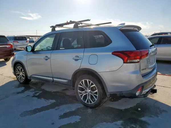 JA4AD3A34HZ068290 2017 MITSUBISHI OUTLANDER - Image 2