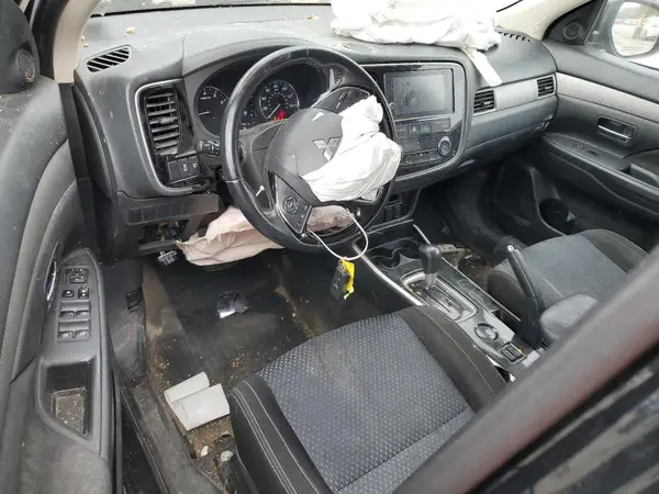 JA4AD3A34JJ001273 2018 MITSUBISHI OUTLANDER - Image 8