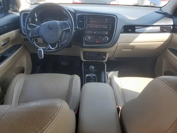 JA4AD3A34JJ001614 2018 MITSUBISHI OUTLANDER - Image 8