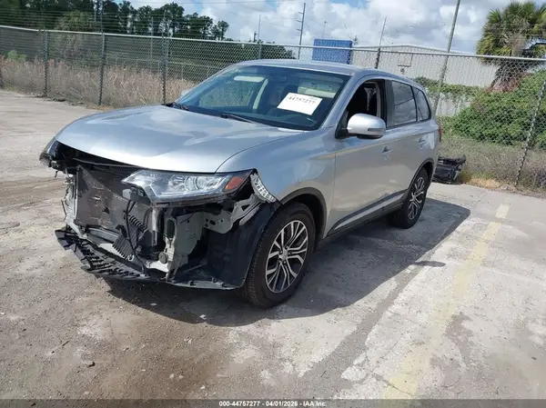 JA4AD3A34JZ002134 2018 MITSUBISHI OUTLANDER - Image 2