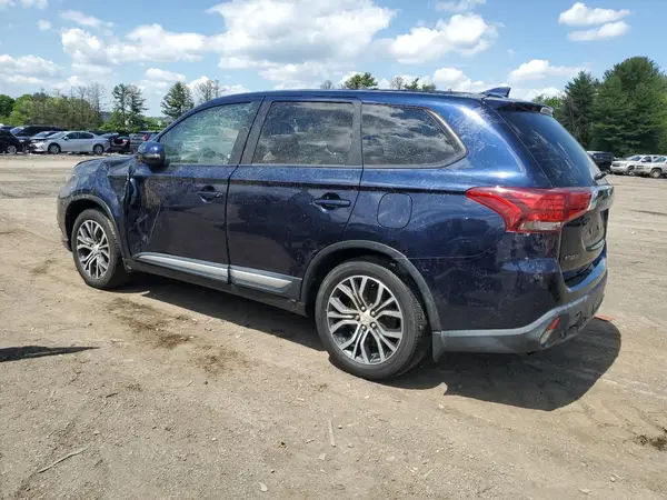 JA4AD3A34JZ013831 2018 MITSUBISHI OUTLANDER - Image 2