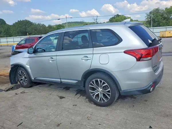 JA4AD3A34JZ023064 2018 MITSUBISHI OUTLANDER - Image 2