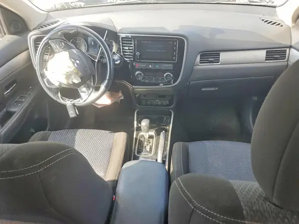 JA4AD3A34JZ023064 2018 MITSUBISHI OUTLANDER - Image 8