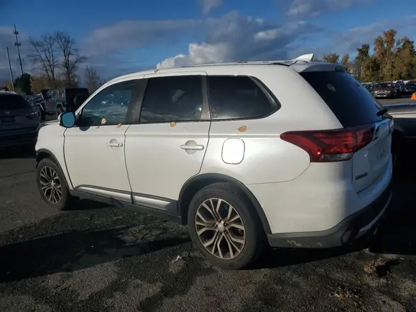 JA4AD3A34JZ023534 2018 MITSUBISHI OUTLANDER - Image 2