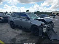 JA4AD3A34JZ026417 2018 MITSUBISHI OUTLANDER