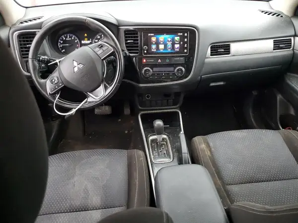 JA4AD3A34JZ037160 2018 MITSUBISHI OUTLANDER - Image 8