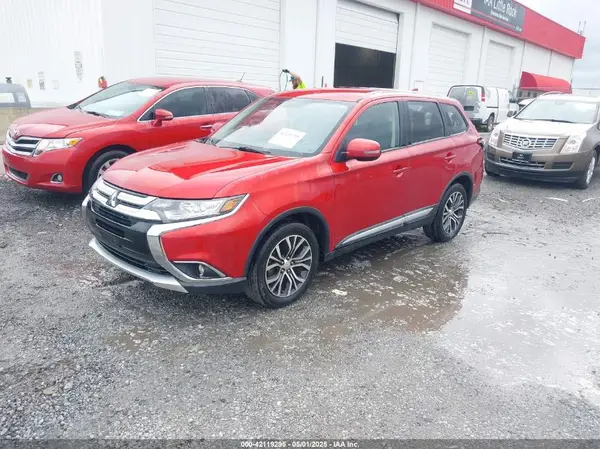 JA4AD3A34JZ037255 2018 MITSUBISHI OUTLANDER - Image 2