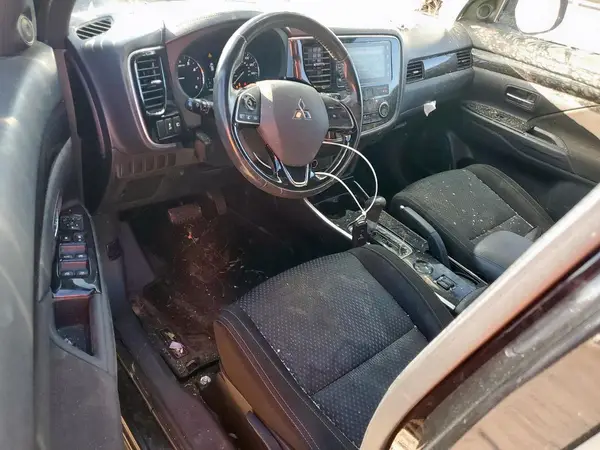 JA4AD3A34JZ047168 2018 MITSUBISHI OUTLANDER - Image 8