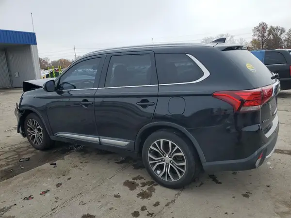JA4AD3A34JZ048675 2018 MITSUBISHI OUTLANDER - Image 2