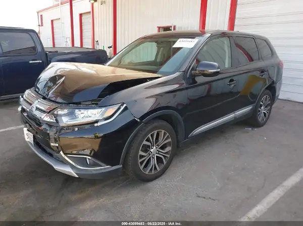 JA4AD3A34JZ054766 2018 MITSUBISHI OUTLANDER - Image 2