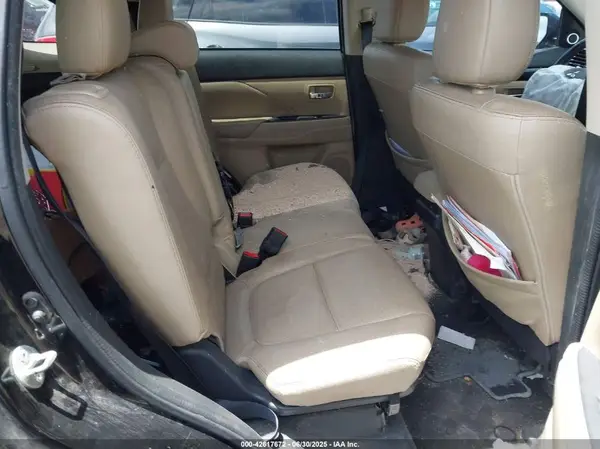 JA4AD3A34JZ060759 2018 MITSUBISHI OUTLANDER - Image 8