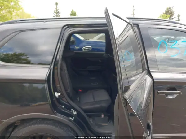 JA4AD3A34JZ063905 2018 MITSUBISHI OUTLANDER - Image 8