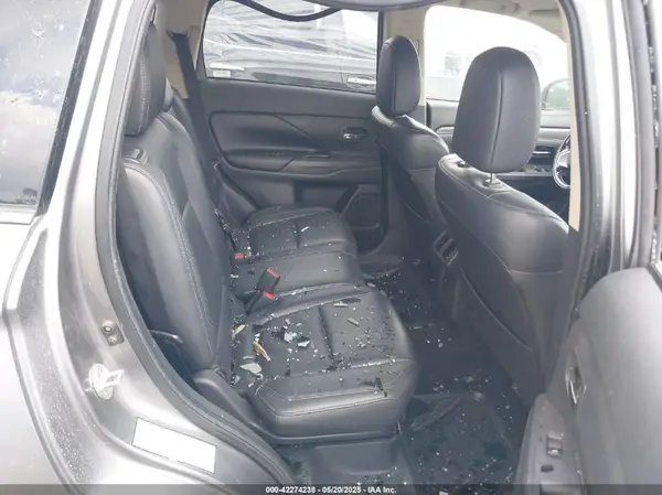 JA4AD3A34KJ001176 2019 MITSUBISHI OUTLANDER - Image 8
