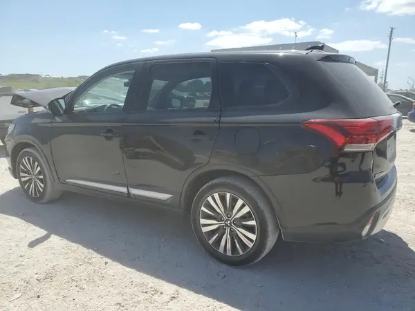 JA4AD3A34KZ019940 2019 MITSUBISHI OUTLANDER - Image 2