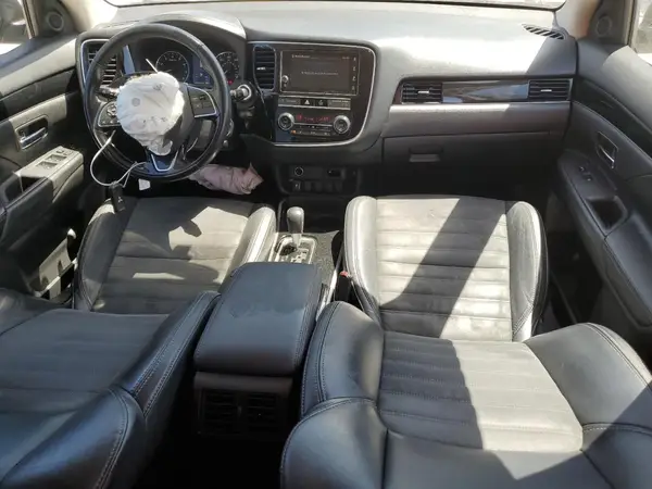 JA4AD3A34KZ019940 2019 MITSUBISHI OUTLANDER - Image 8