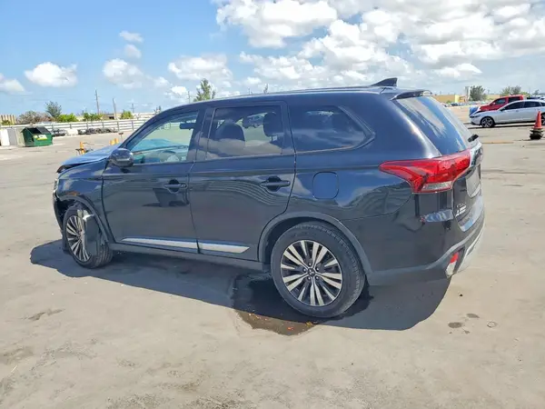 JA4AD3A34KZ020845 2019 MITSUBISHI OUTLANDER - Image 2