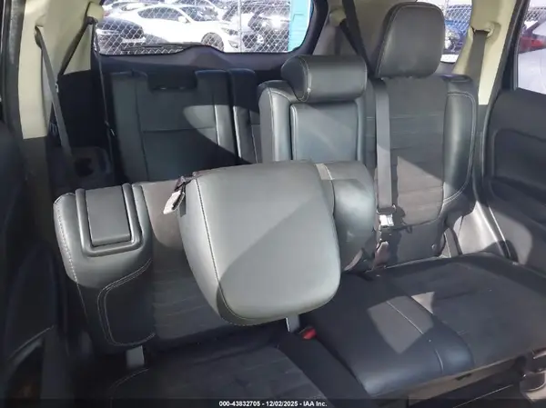 JA4AD3A34KZ022496 2019 MITSUBISHI OUTLANDER - Image 8