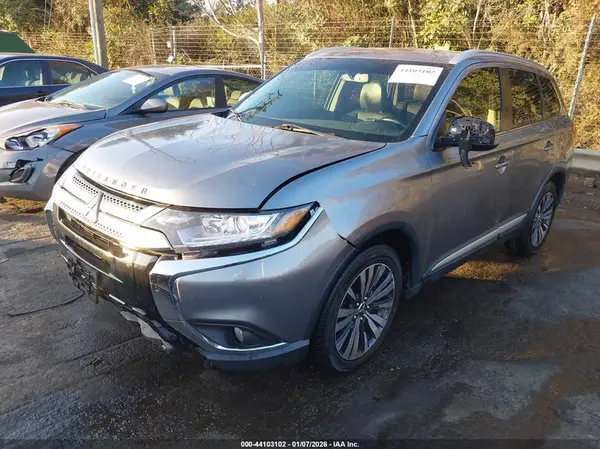 JA4AD3A34KZ030565 2019 MITSUBISHI OUTLANDER - Image 2