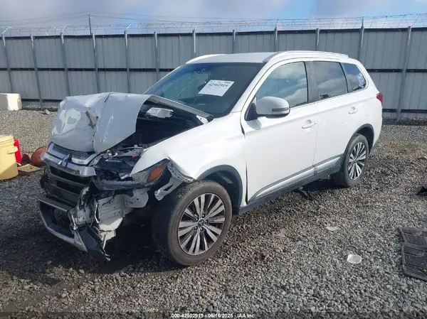 JA4AD3A34KZ040108 2019 MITSUBISHI OUTLANDER - Image 2