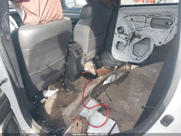 JA4AD3A34KZ040108 2019 MITSUBISHI OUTLANDER - Image 8